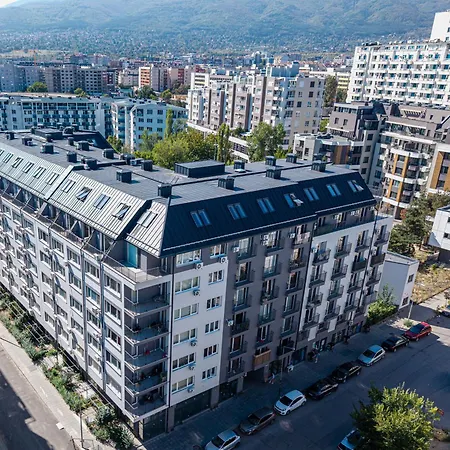 Grey Luxury 아파트